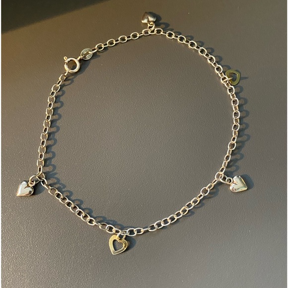 Vintage Sterling Silver Dainty Bracelet with Heart Charms - Picture 1 of 8